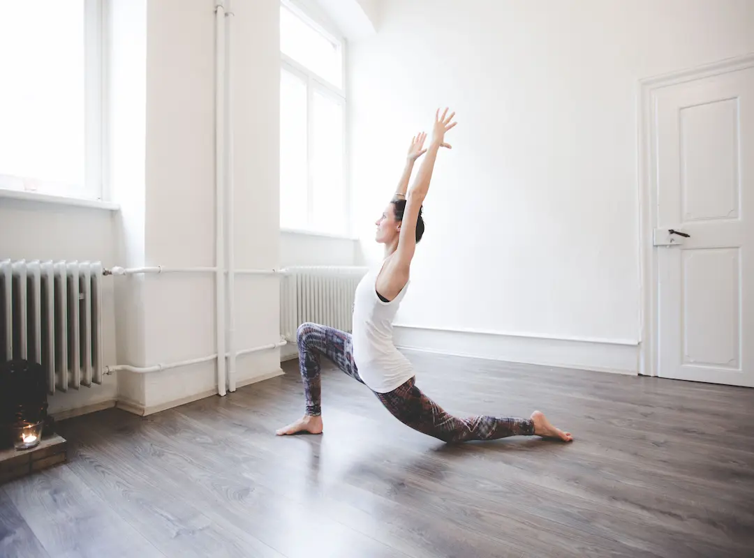 Jeanette Luft im Yogastudio