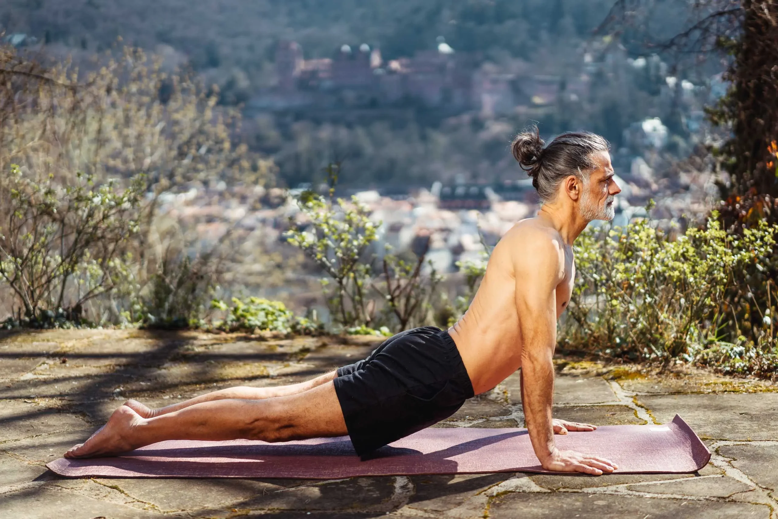 Oliver Arnold in Urdhva Mukha Svanasana