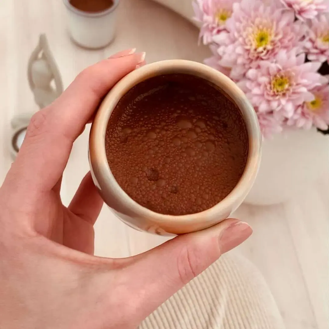 Cacao für eine Kakaozeremonie in der Yogastunde